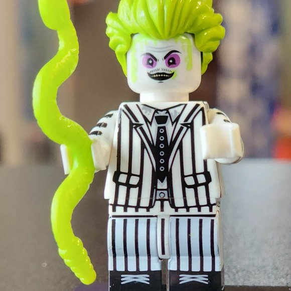 Beetlejuice Custom Mini Block Figure, Lego Style - Picture 4 of 7